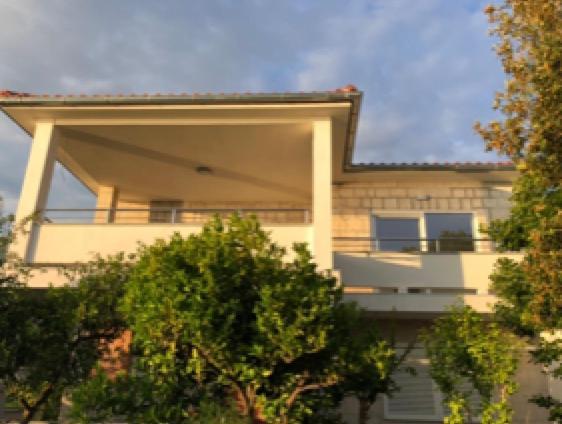 Mali Apartment Barbat na Rabu