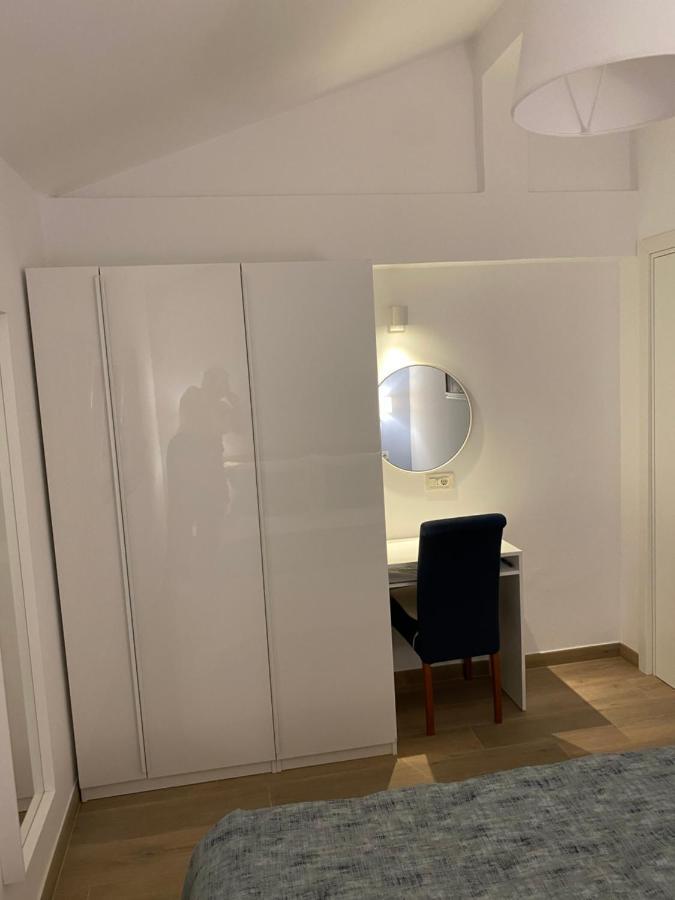 Mali Apartment Barbat na Rabu