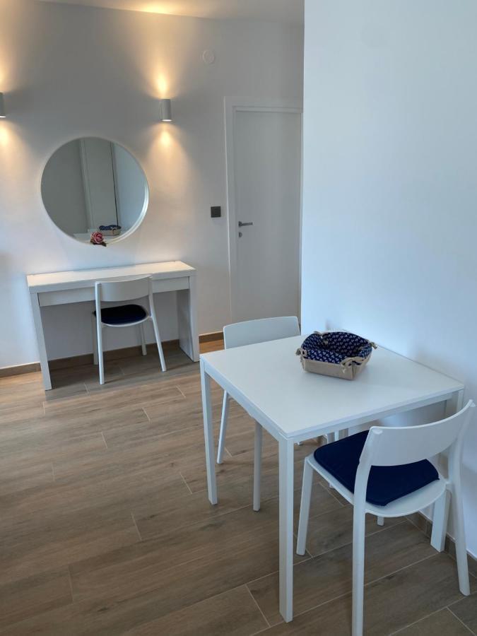 Mali Apartment